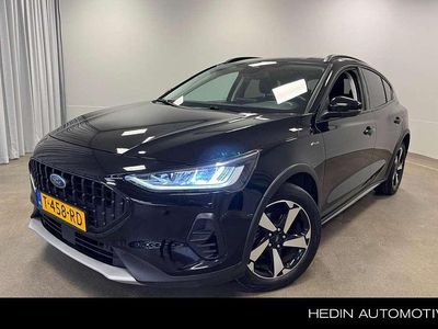 Zwart Gebruikt 2023 Ford Focus Active Hatchback | € 18.945 (Eerlijke prijs)