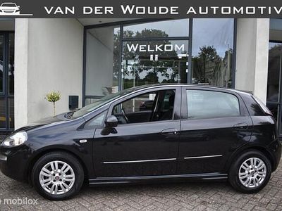 Zwart Gebruikt 2014 Fiat Punto Evo Street Hatchback | € 3.490 (Eerlijke prijs)