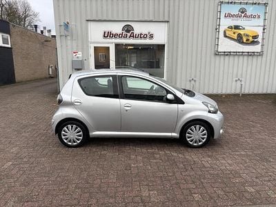 Occasion Toyota Aygo Comfort 68 PK (50 kW) 2013 Grijs (metallic) Hatchback