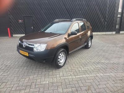 Bruin Occasion 2011 Dacia Duster Ambiance SUV | € 5.450 (Eerlijke prijs)
