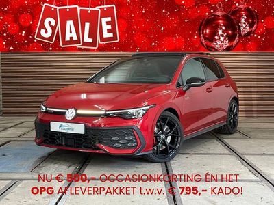 Rood Occasion 2025 VW Golf VIII Style Hatchback | € 48.890 (Iets duurder)