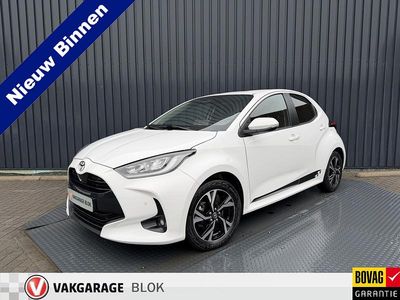 Wit Occasion 2024 Toyota Yaris Hybrid Edition Hatchback | € 22.950 (Eerlijke prijs)