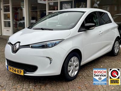 Wit Occasion 2016 Renault Zoe Intens Hatchback | € 6.400 (Eerlijke prijs)