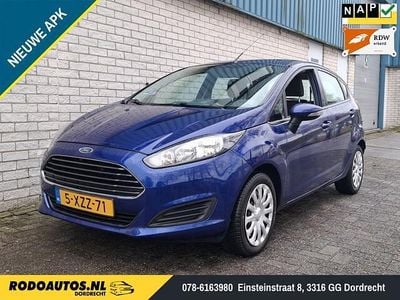 Blauw (metallic) Occasion 2014 Ford Fiesta Style Hatchback | € 3.999 (Eerlijke prijs)