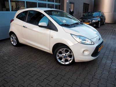 Wit Occasion 2010 Ford Ka Titanium X Hatchback | € 2.950 (Eerlijke prijs)