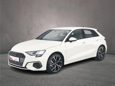 Wit Occasion 2024 Audi A3 Sportback Proline Hatchback | € 28.900 (Eerlijke prijs)