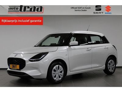 Wit (metallic) Nieuw 2025 Suzuki Swift Comfort Hatchback | € 23.950