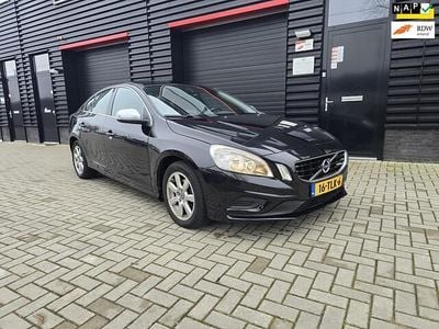 Zwart (metallic) Occasion 2012 Volvo S60 R-Design Sedan | € 5.900 (Super prijs)