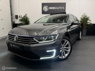Grijs Occasion 2016 VW Passat Highline Stationwagen | € 16.250 (Eerlijke prijs)