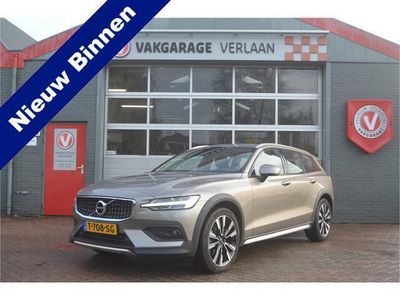 tweedehands Volvo V60 CC 2.0 B5 AWD Pro