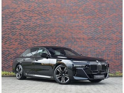 BMW M760e