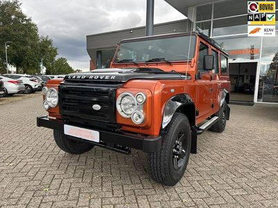 Oranje Occasion 2010 Land Rover Defender SUV | € 44.940 (Eerlijke prijs)