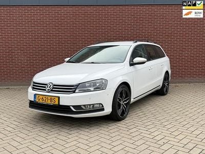 Wit Occasion 2011 VW Passat Comfortline Stationwagen | € 7.350 (Iets duurder)