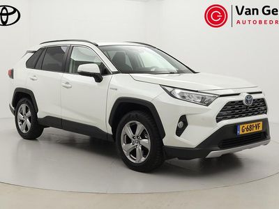 Wit (parellak) Occasion 2020 Toyota RAV4 Hybrid SUV | € 25.999 (Eerlijke prijs)