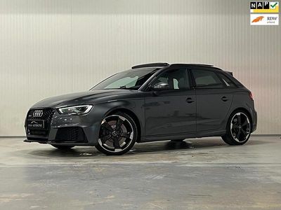 Grijs Gebruikt 2015 Audi RS3 Proline Sedan | € 32.400 (Duur)