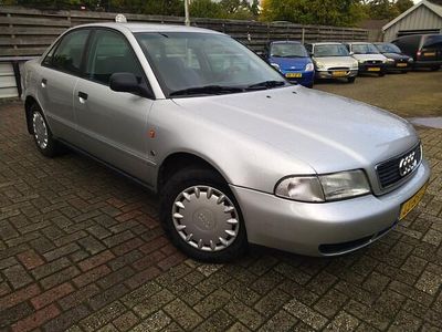 Grijs Occasion 1995 Audi A4 Sedan | € 1.199