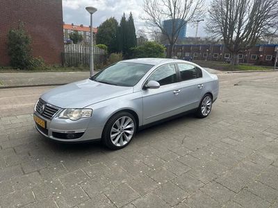 tweedehands VW Passat 1.8 TFSI Comfortline Sedan ACC Cruise