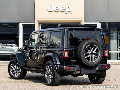 Zwart, andere lak Nieuw 2025 Jeep Wrangler Sahara SUV | € 89.650 (Duur)