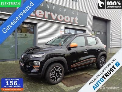 Zwart Gebruikt 2022 Dacia Spring Comfort Plus Hatchback | € 9.450 (Eerlijke prijs)