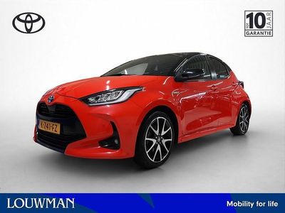 Rood metallic Occasion 2021 Toyota Yaris Edition Hatchback | € 21.950 (Eerlijke prijs)