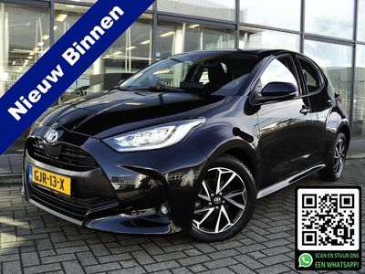 Zwart Occasion 2023 Toyota Yaris Edition Hatchback | € 23.945 (Eerlijke prijs)