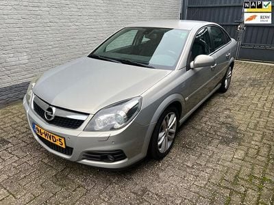 Occasion Opel Vectra GTS Executive 155 PK (114 kW) 2010 Grijs (metallic) Hatchback