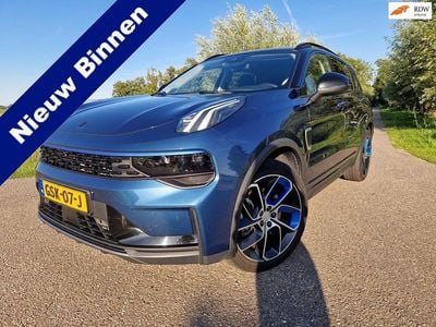 Lynk & Co 01