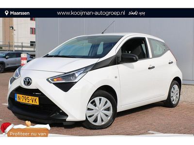 Wit Gebruikt 2022 Toyota Aygo Hatchback | € 11.950 (Goede deal)