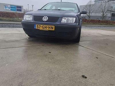 VW Bora