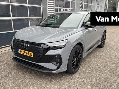 Grijs Gebruikt 2022 Audi Q4 Sportback e-tron Comfort SUV | € 34.900 (Eerlijke prijs)