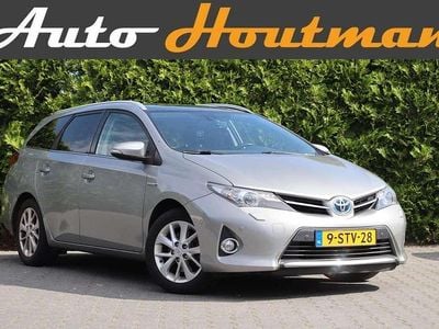 Toyota Auris Hybrid