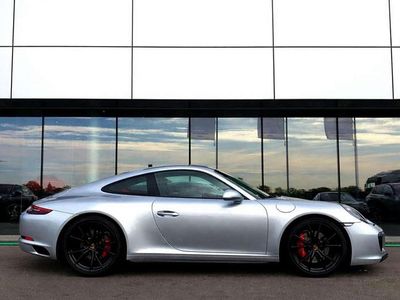 Zilver Occasion 2017 Porsche 911 Carrera 4 GTS Coupé | € 114.980 (Goede deal)