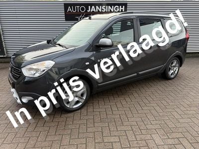 Grijs, metallic lak Gebruikt 2019 Dacia Lodgy Stepway MPV | € 12.495 (Eerlijke prijs)
