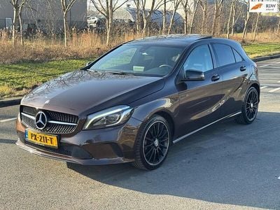 Bruin Occasion 2016 Mercedes A180 Prestige Hatchback | € 7.999 (Eerlijke prijs)