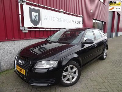 tweedehands Audi A3 Sportback 1.6 Attraction Business Edition // Automaat //Pano.dak // Clima