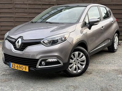 Grijs Gebruikt 2015 Renault Captur Dynamique SUV | € 8.450 (Goede deal)