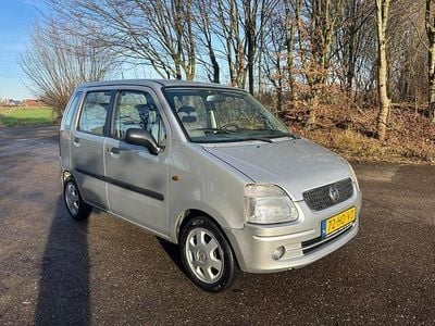 Grijs Occasion 2001 Opel Agila Elegance Hatchback | € 1.450 (Iets duurder)