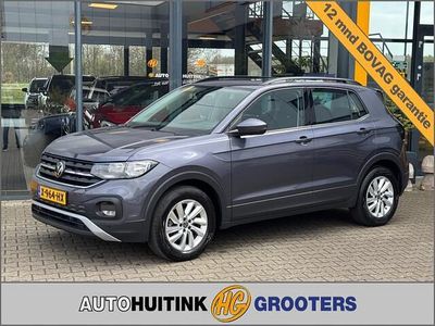 Grijs, metallic lak Gebruikt 2023 VW T-Cross Life SUV | € 24.895 (Iets duurder)
