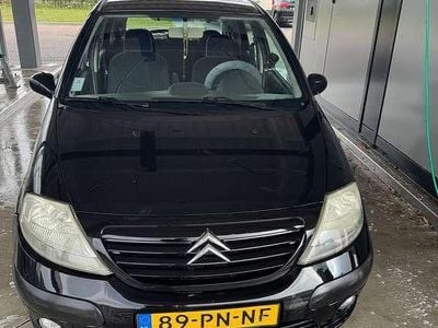 Gebruikt 2004 Citroën C3 Comfort Hatchback | € 850 (Eerlijke prijs)