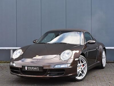 Bruin (metallic) Occasion 2007 Porsche 911 Carrera 4 Cabriolet Cabriolet | € 49.950