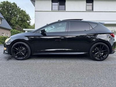 Zwart Occasion 2016 Seat Leon CONNECT Stationwagen | € 9.750 (Eerlijke prijs)
