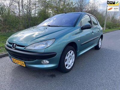 tweedehands Peugeot 206 1.4 Gentry