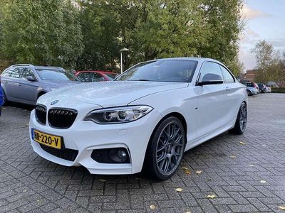 Wit Gebruikt 2015 BMW 220 M Sport Coupé | € 12.750