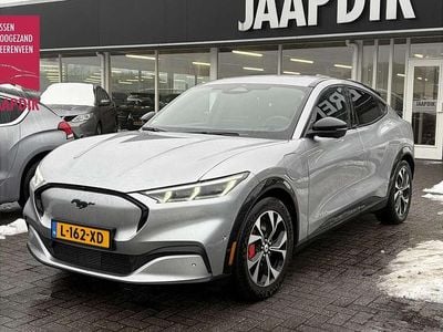 Grijs Occasion 2021 Ford Mustang Mach-E SUV | € 19.899 (Goede deal)