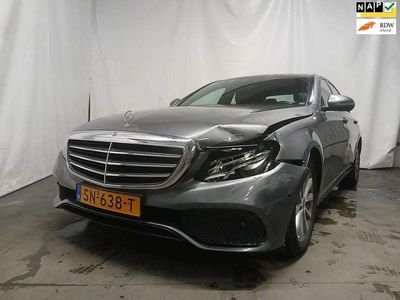 Grijs Gebruikt 2018 Mercedes E200 Business Sedan | € 9.950 (Super prijs)