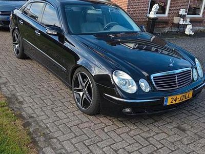 Mercedes E200