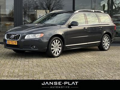Grijs (metallic) Occasion 2012 Volvo V70 Stationwagen | € 5.950 (Eerlijke prijs)