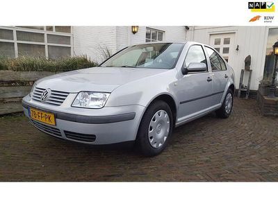 Occasion VW Bora Trendline 101 PK (74 kW) 2000 Zilver Sedan