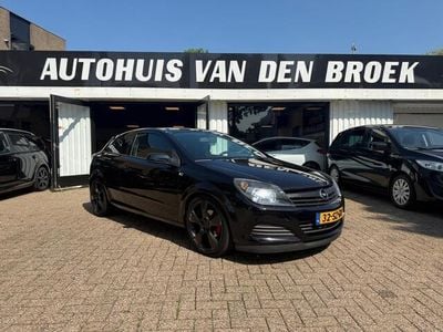 Opel Astra GTC