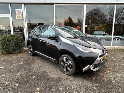 Zwart Occasion 2014 Toyota Aygo X-clusiv Hatchback | € 7.250 (Eerlijke prijs)